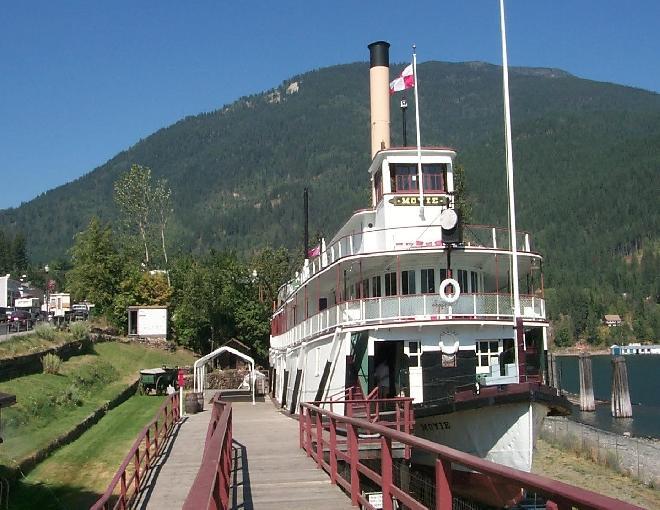 Kaslo Bay Marina Ridge Condos Exterior photo