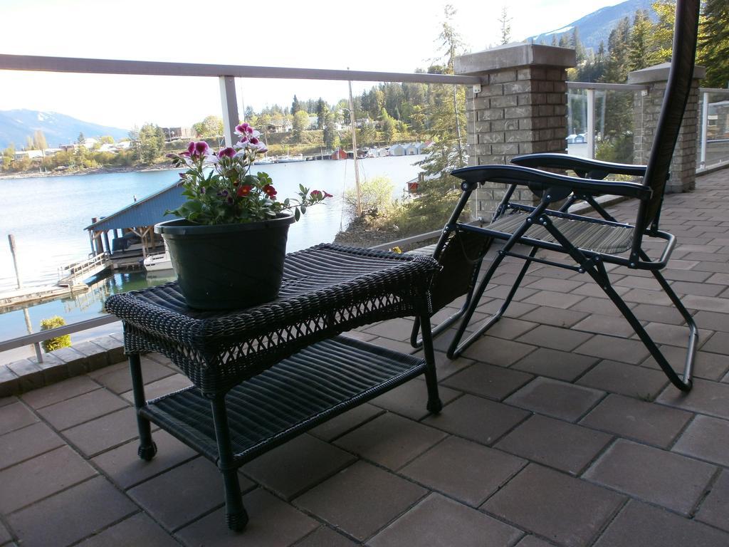 Kaslo Bay Marina Ridge Condos Room photo